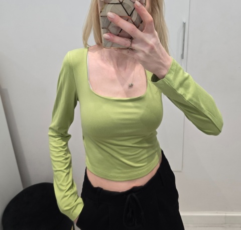 Krótka bluzka długim rękawem Zuiki