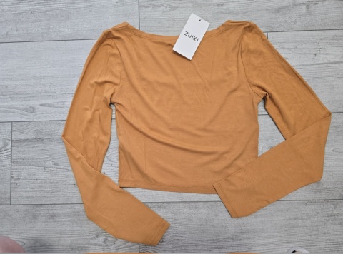 Krótka bluzka z długim rękawem Zuiki