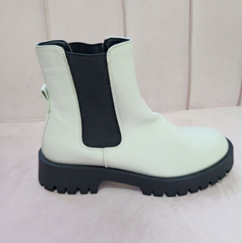 Białe botki Oltre rozm.41