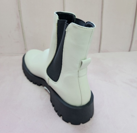 Białe botki Oltre rozm.41