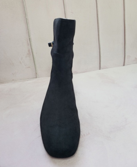 Zamszowe botki Motivi rozm. 39