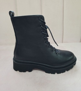 Czarne sznurowane traperki Oltre rozm. 40