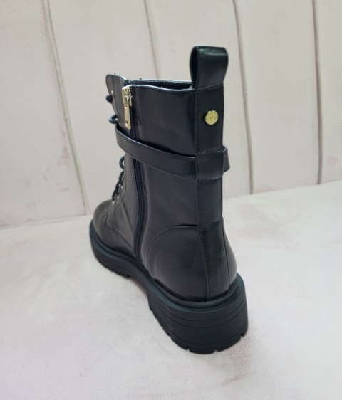 Czarne traperki Oltre rozm. 41